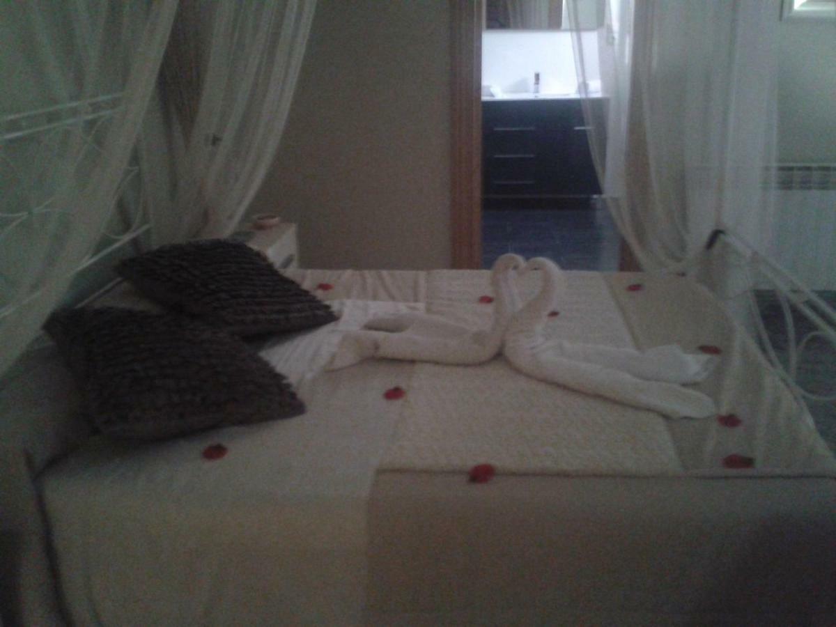 Hostal Texas 2 Fuentes de Ebro Bagian luar foto